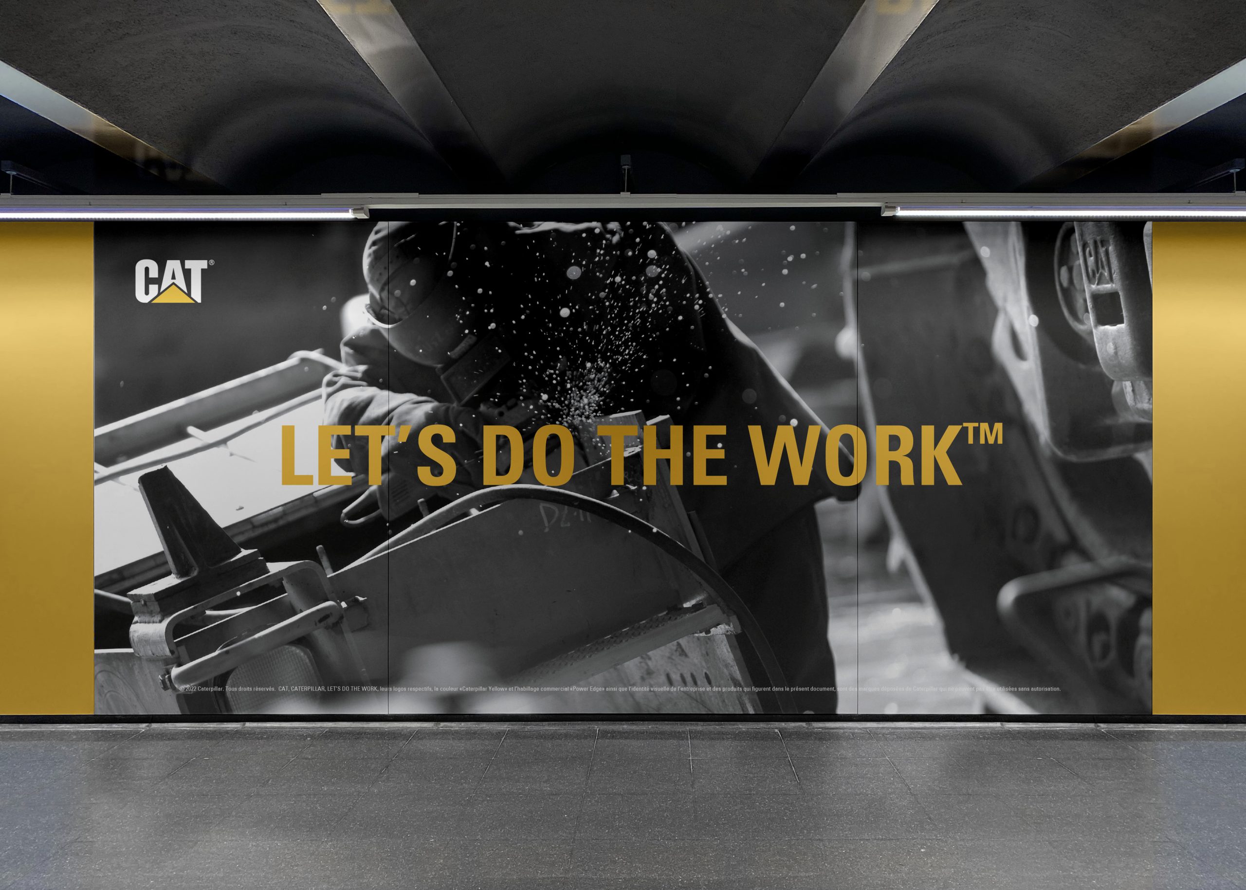 Campagne d'affichage métro "Let's do the work"